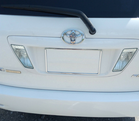 TOYOTA.jpg